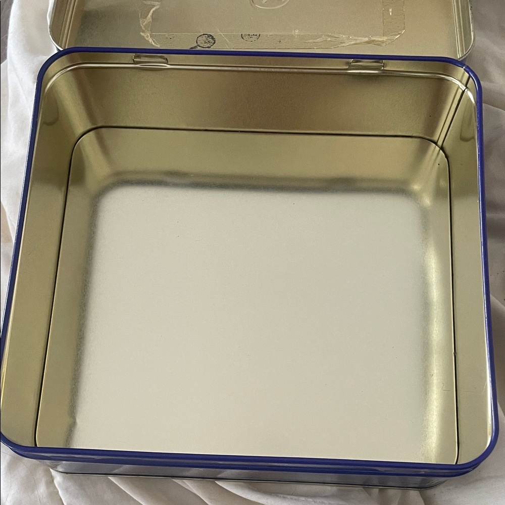 Vintage Crown Royal Blue Tin Box - 90s - Picture 12 of 16